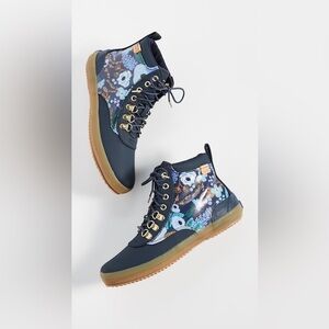 NWT Keds Garden Party Boots! Sz 6.5 Fun Print! Limited Edition!